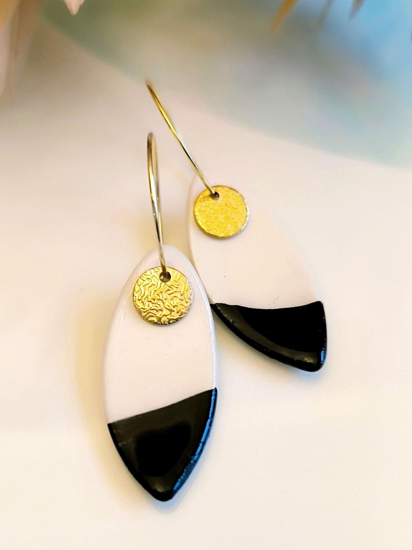 MARQUISE SHAPED ceramic dangle earrings, WHITE & BLACK