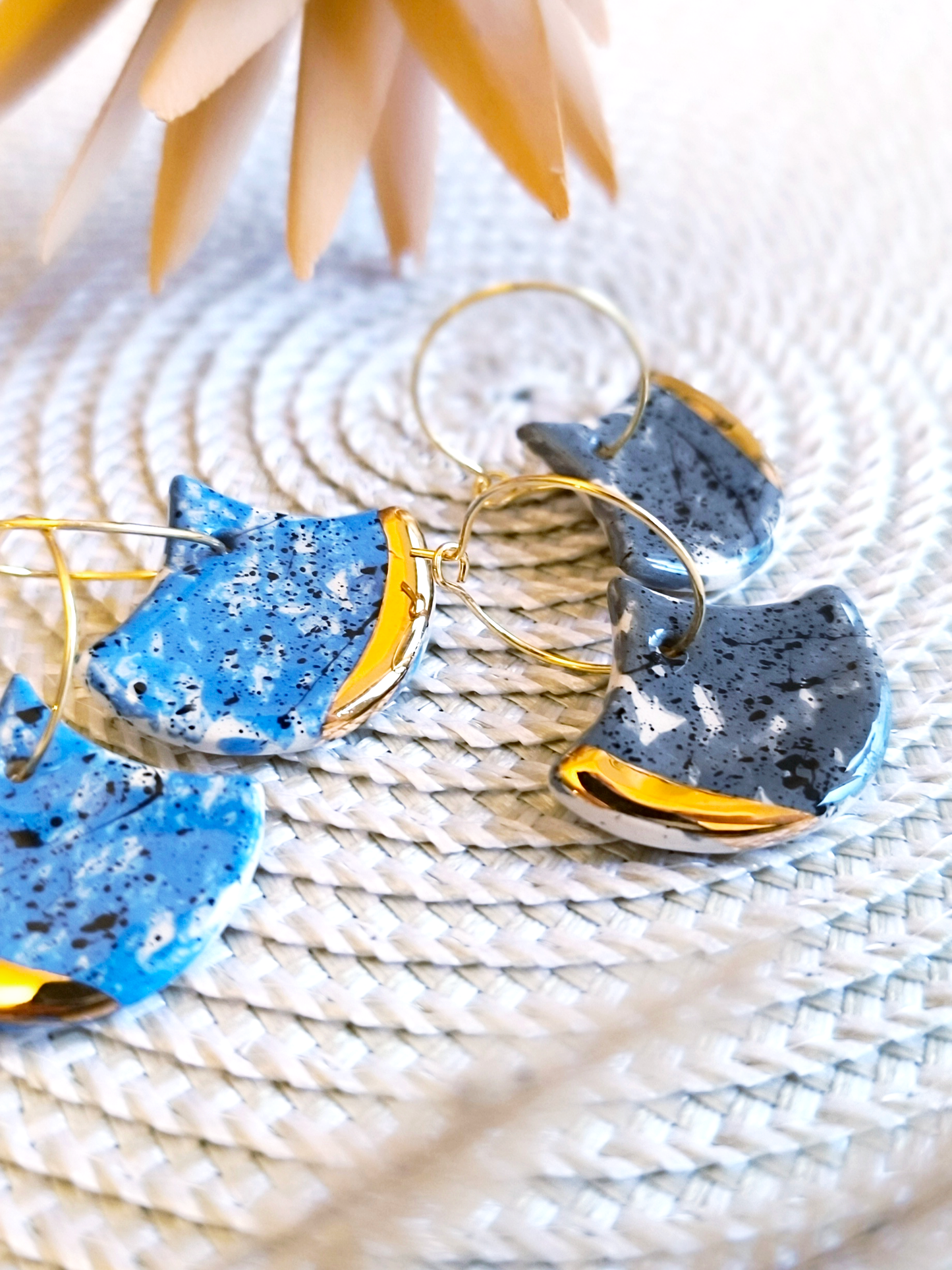 GINKGO SHAPED ceramic dangle earrings, GRAY & GOLD