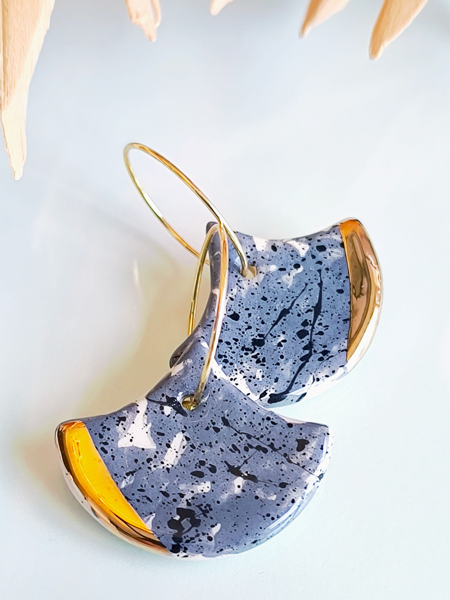 GINKGO SHAPED ceramic dangle earrings, GRAY & GOLD
