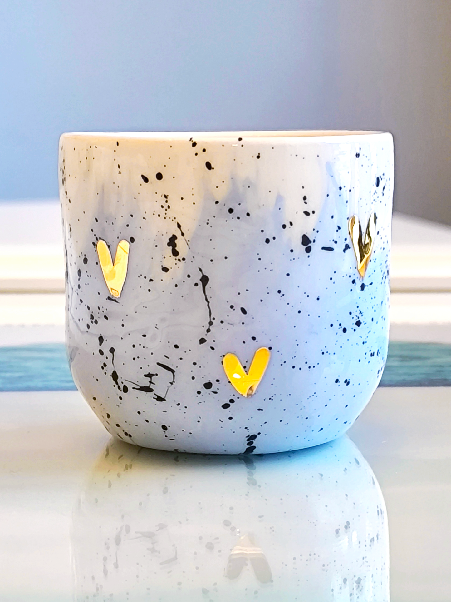 CERAMIC CUP, baby blue with gold hearts, 80ml