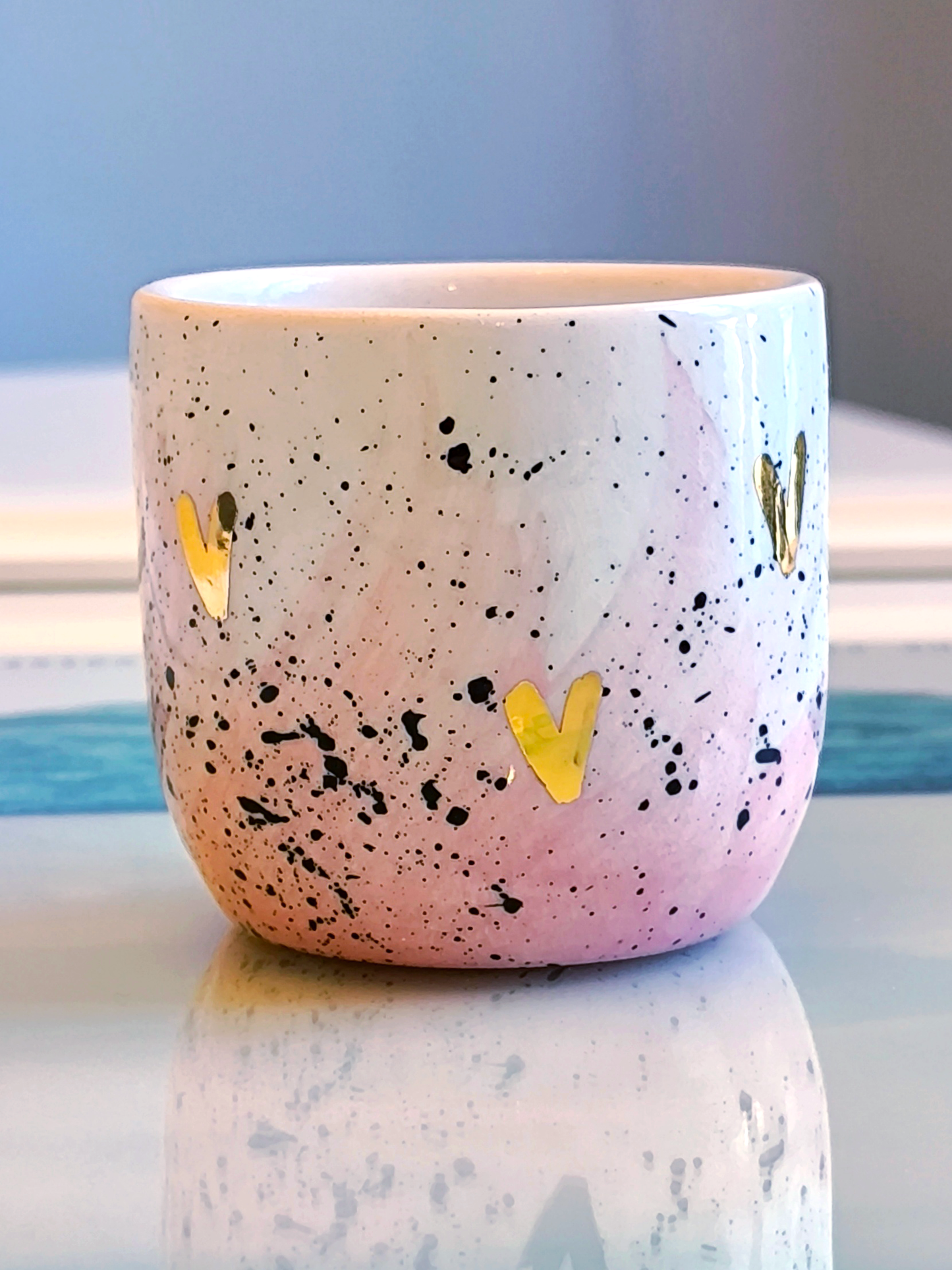 CERAMIC CUP, pink with gold hearts, 80ml