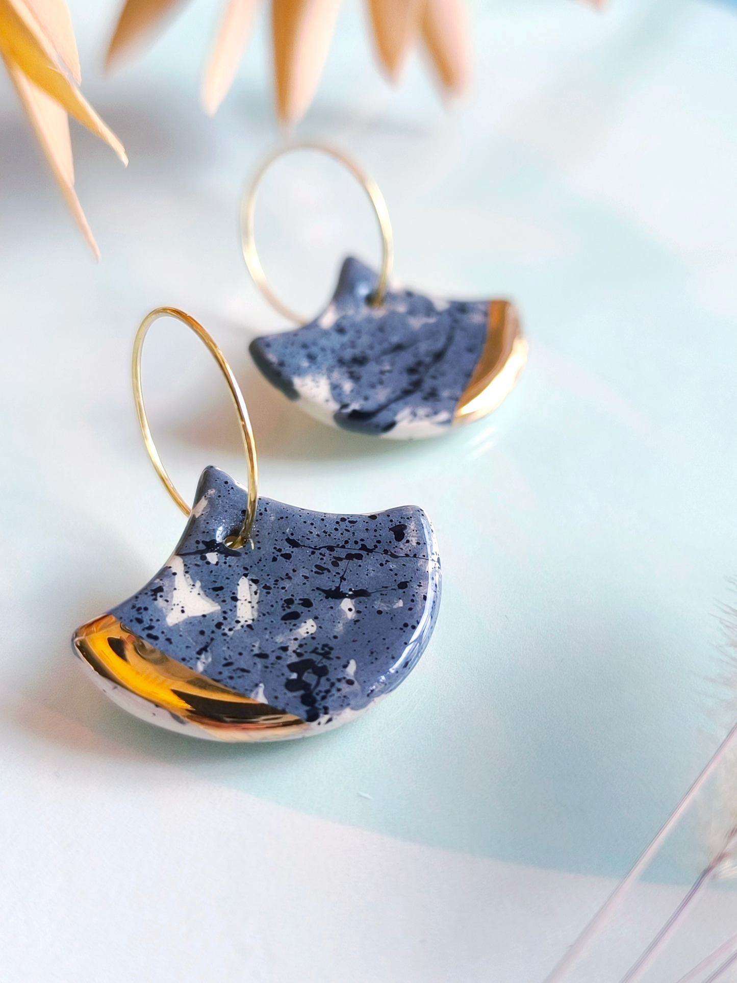 GINKGO SHAPED ceramic dangle earrings, GRAY & GOLD